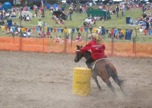 Team Fun - Fiona Barrel Racing